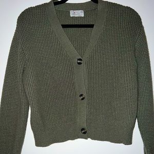 Dark Green sweater cardigan size Large